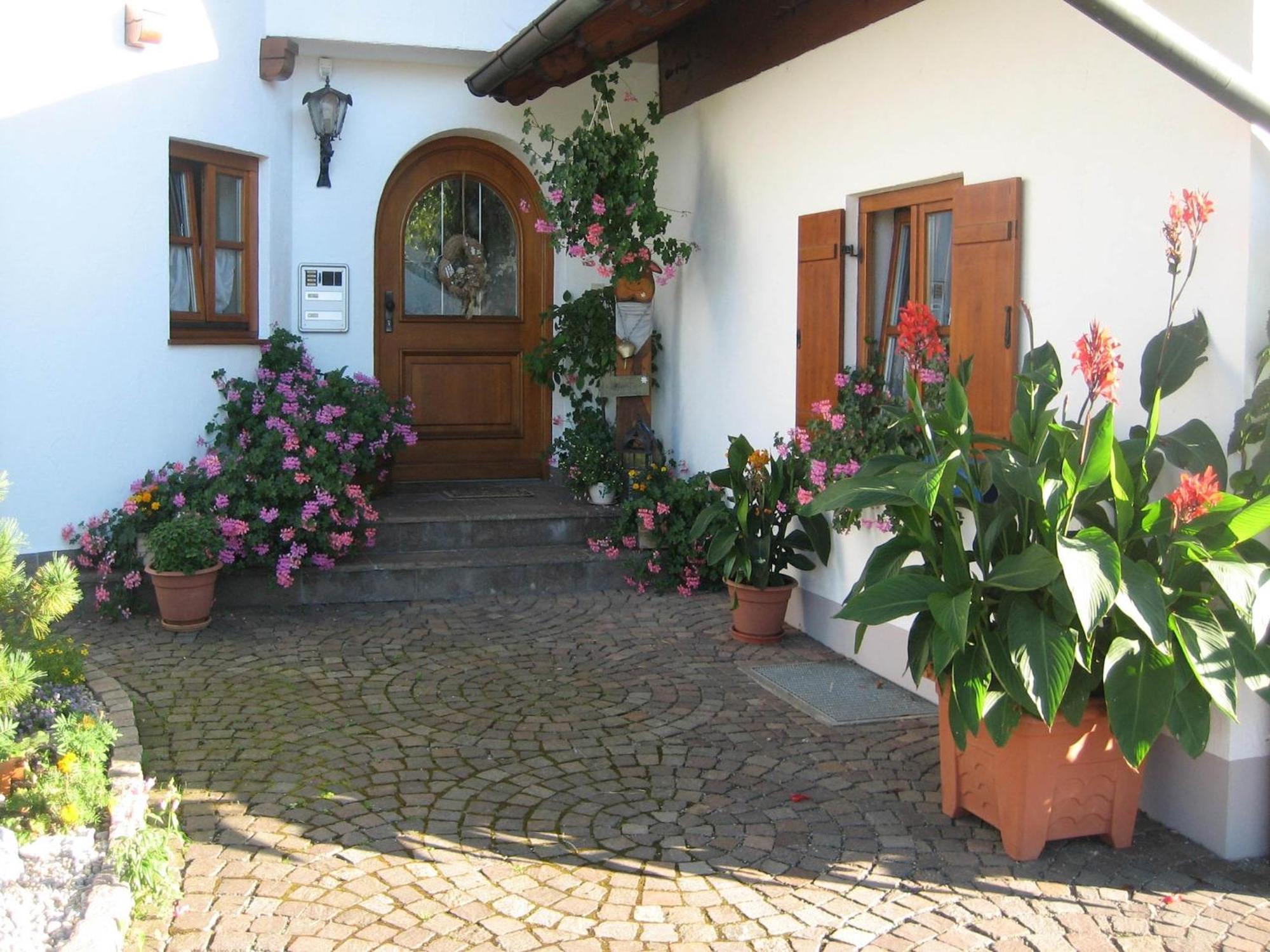 Apartment In The Allg U With View Of The Bavarian Alps 베른보이렌 외부 사진