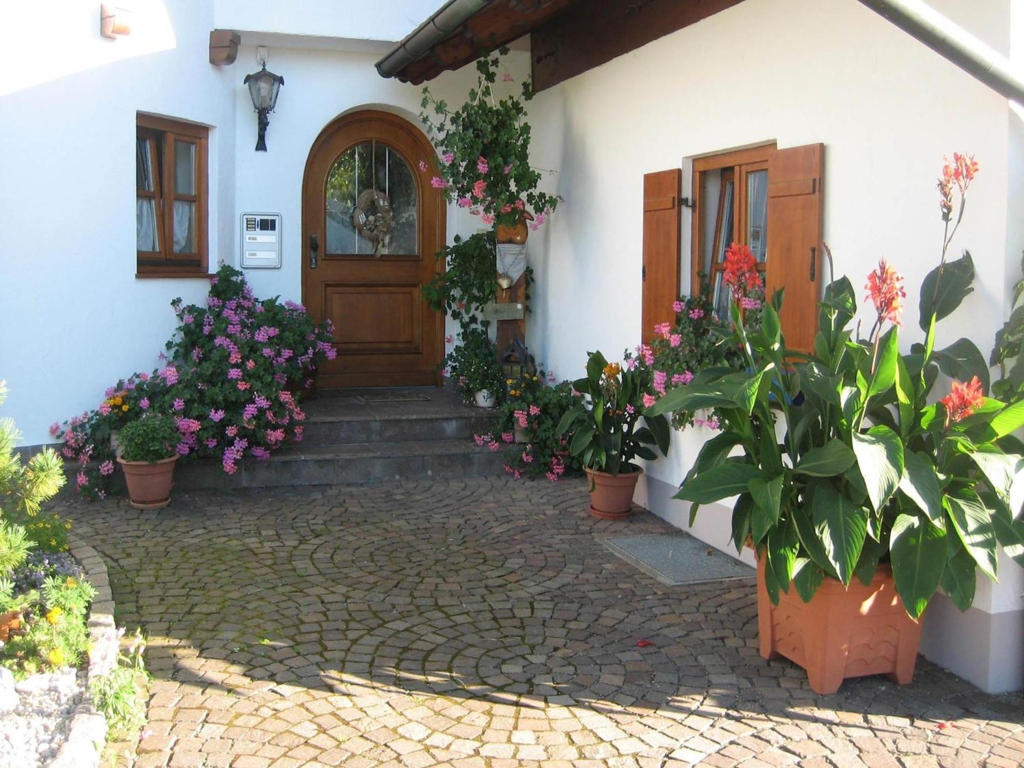 Apartment In The Allg U With View Of The Bavarian Alps 베른보이렌 외부 사진